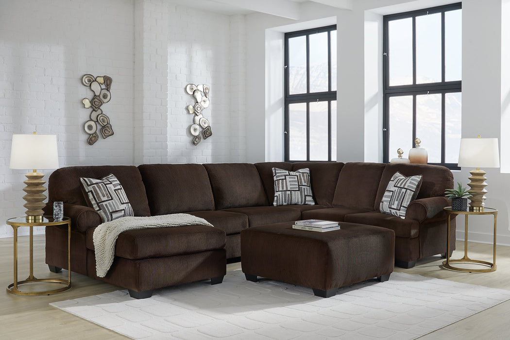 Kimlee Sectional with Chaise - Hometown Comfort Station