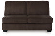 Kimlee Sectional with Chaise - Hometown Comfort Station