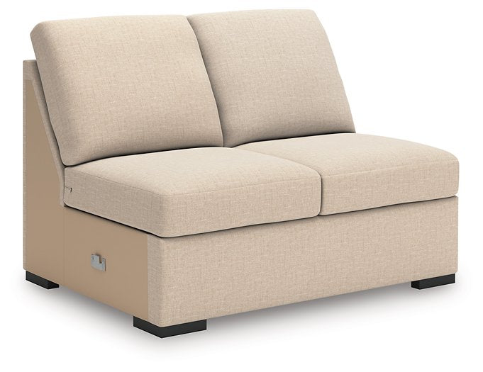 LadyMae Sectional with Chaise - Hometown Comfort Station